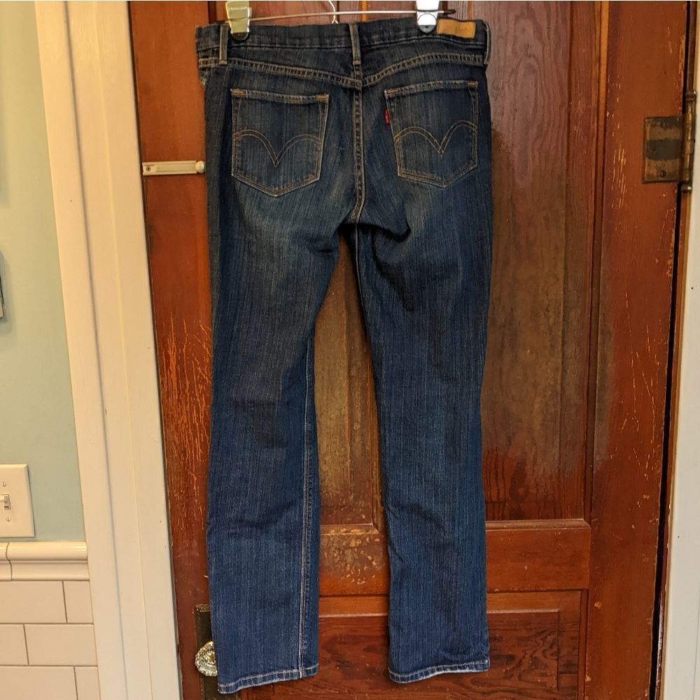 Levi's Straight 424 Jeans Medium Blue Lightly Distressed Size 9 - Picture 2 of 9